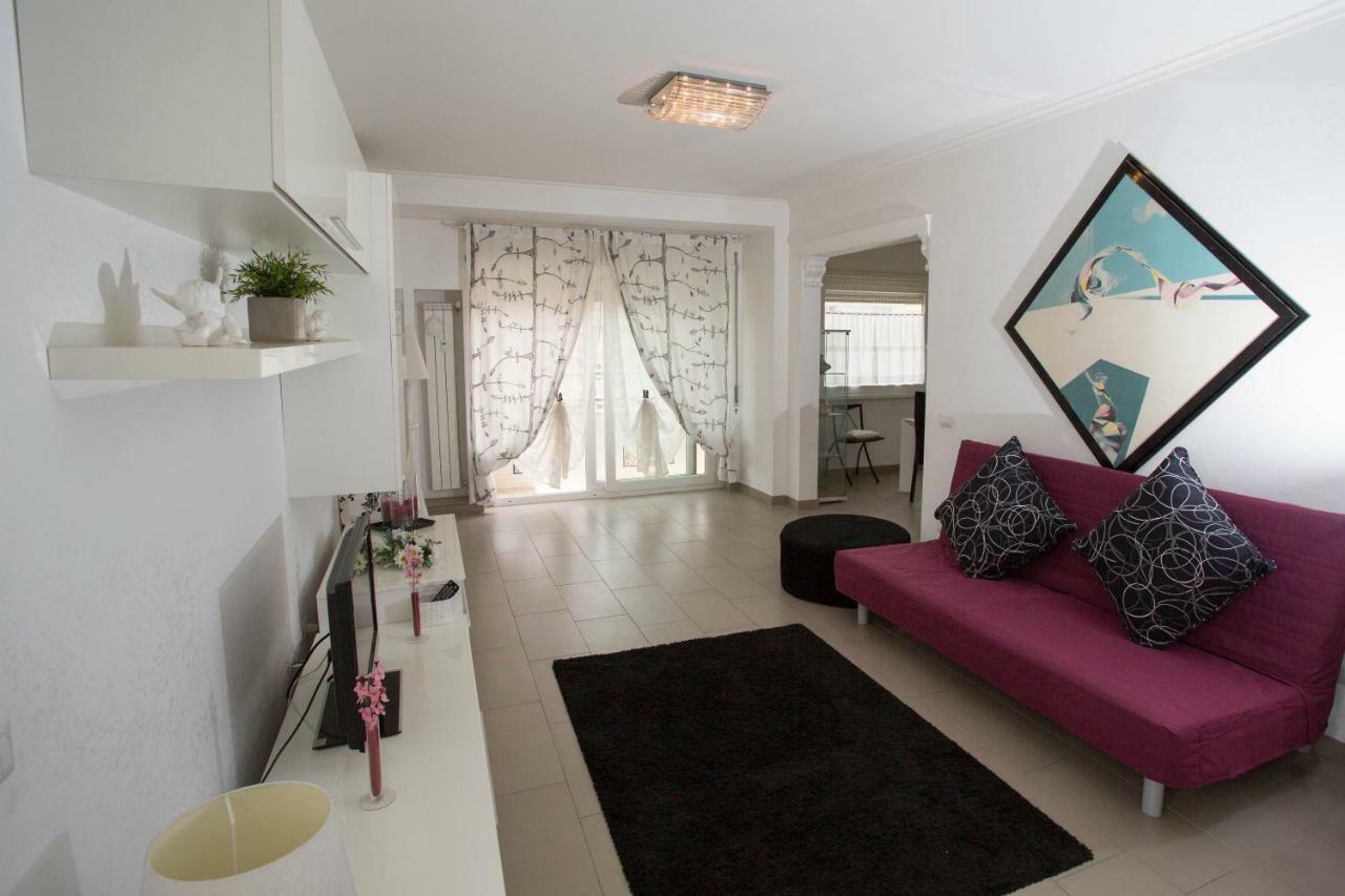 Appia Tourist Apartment Rome Bagian luar foto